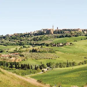 https://schivanoia-1.it-tuscanyhotel.com