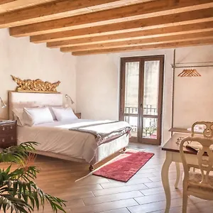 Apartment Conte Federico 