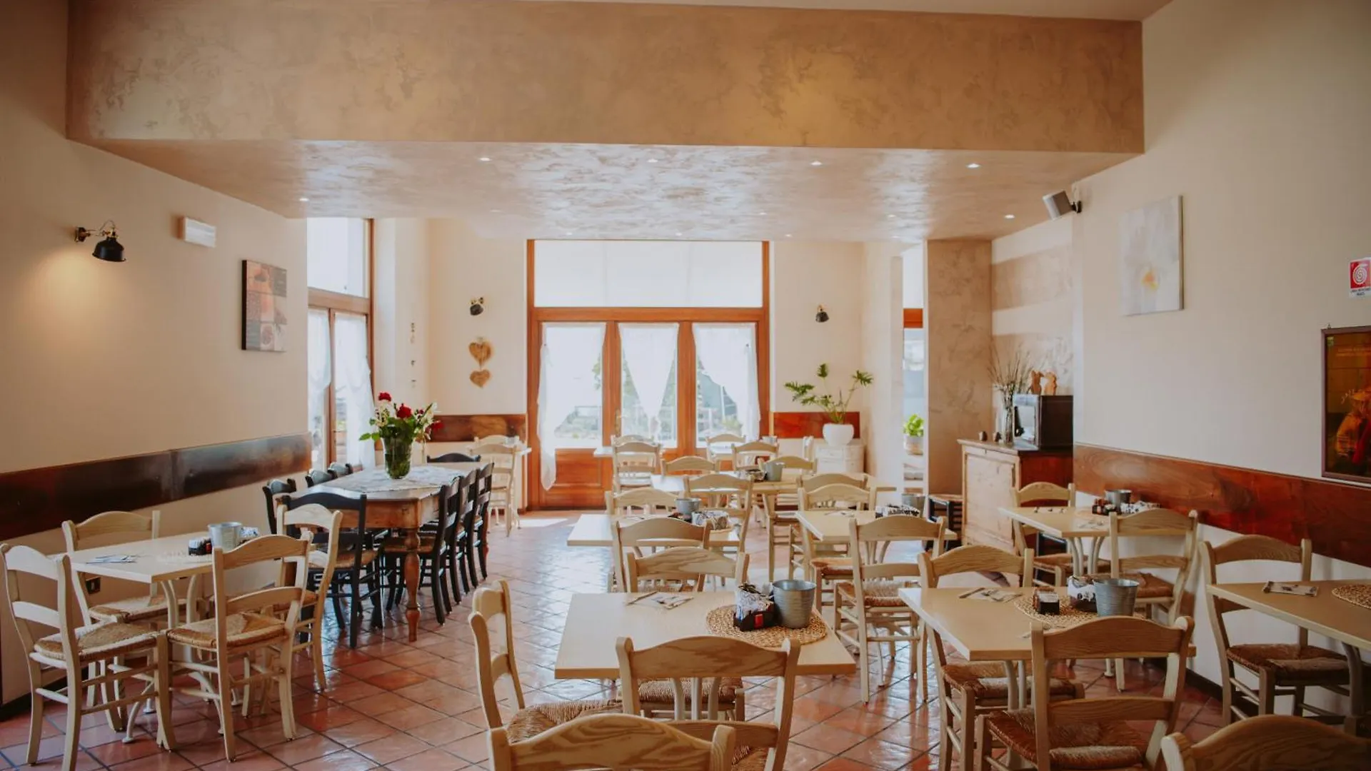 Stella D'Oro - Hotel & Apartments Tremosine 3*,  إيطاليا