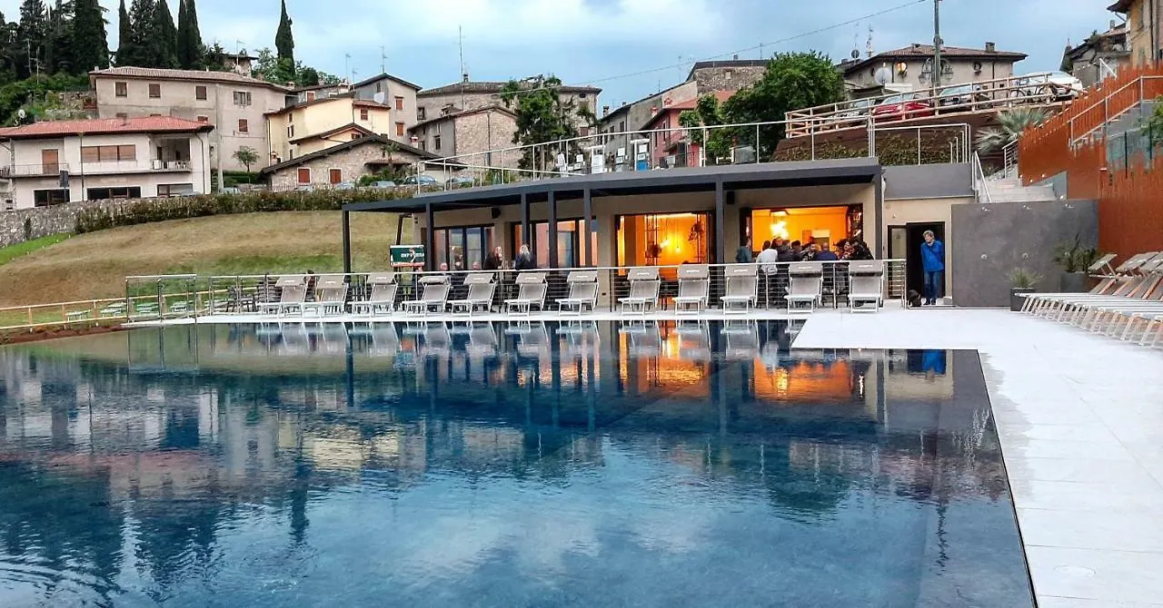 Stella D'Oro - Hotel & Apartments Tremosine 3*,